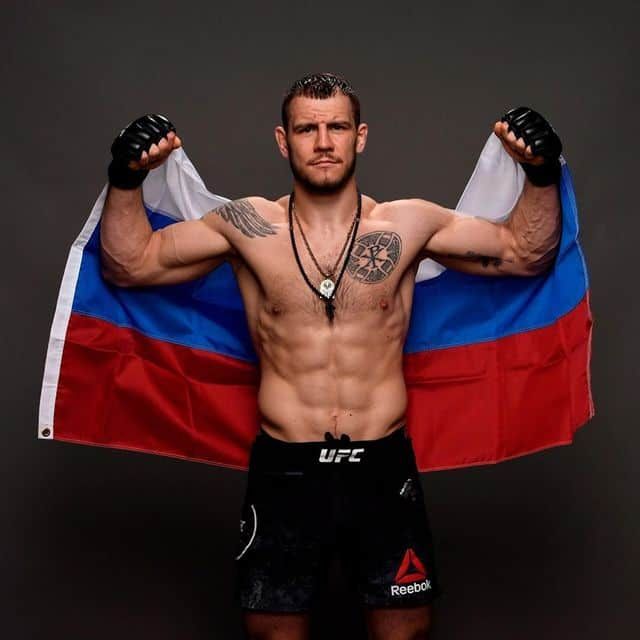 Никита Крилов Био: Семейство, UFC, EFN, татуировка и нетна стойност