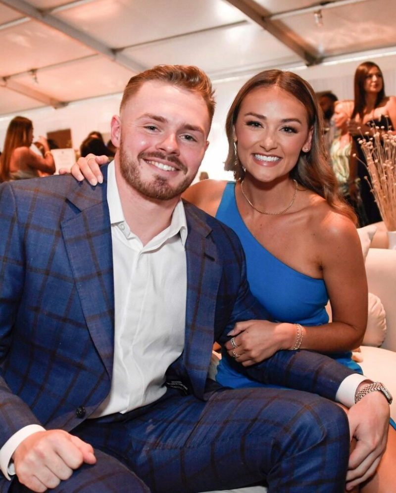   Gavin Lux Hans kæreste Molly