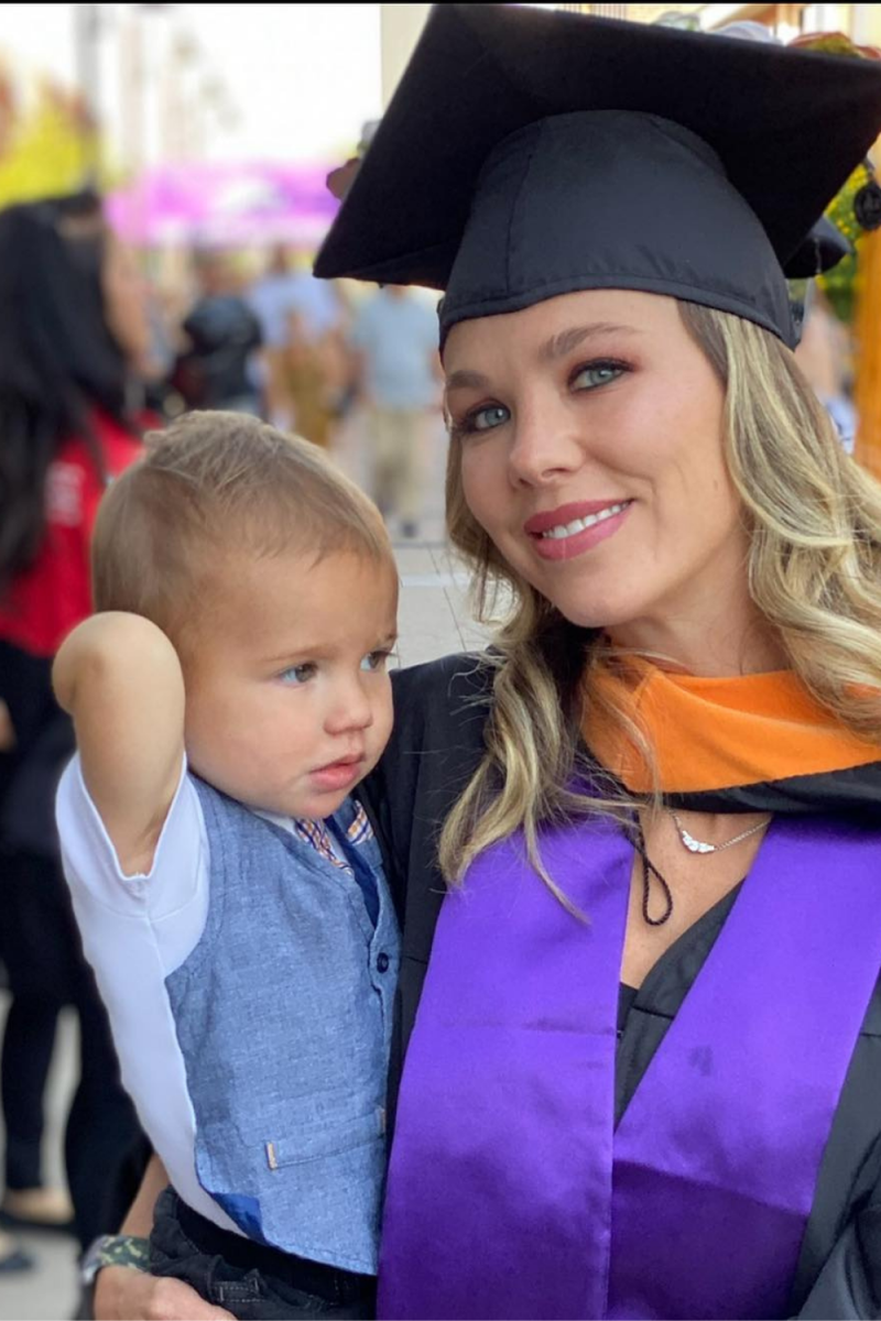 Donald Cerrone Vrouw Lindsay met hun kind