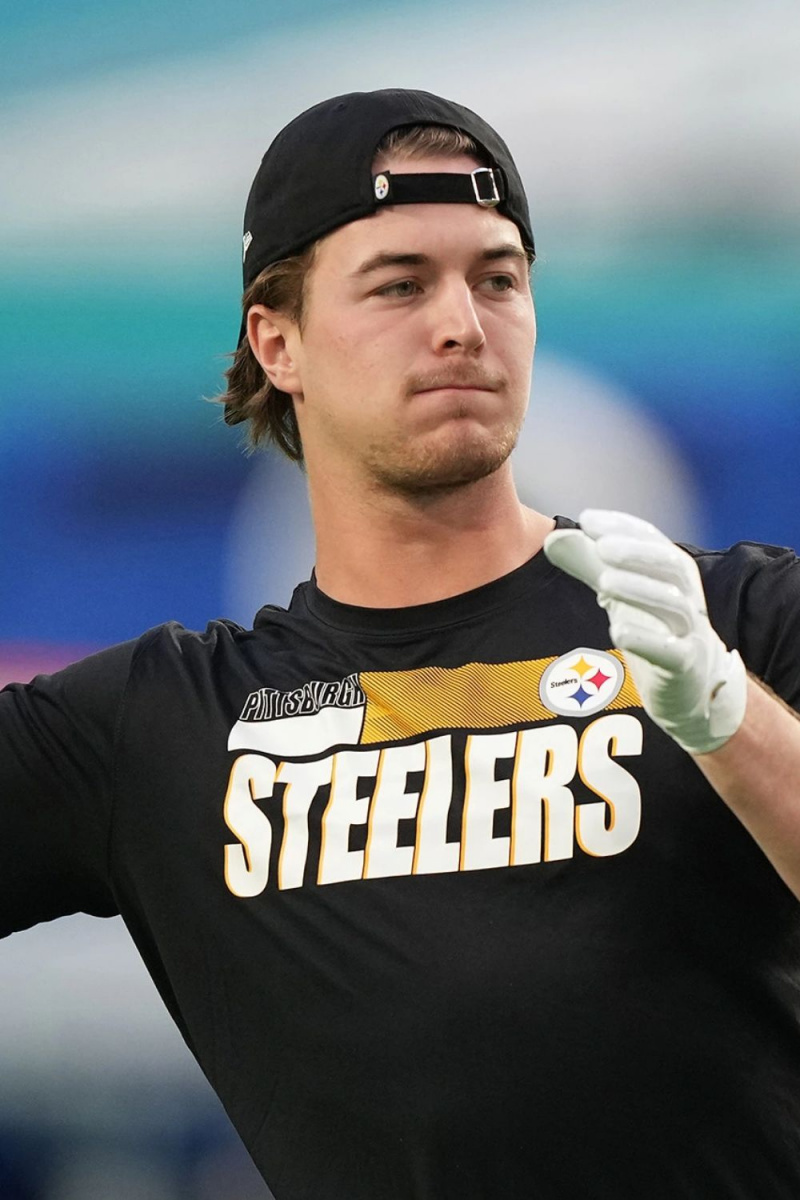 Quem é Alex Pickett? Steelers Rookie QB Kenny Pickett Irmã