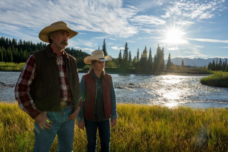   Džekas ir Amy stovi prie upės 14 sezone'Heartland'