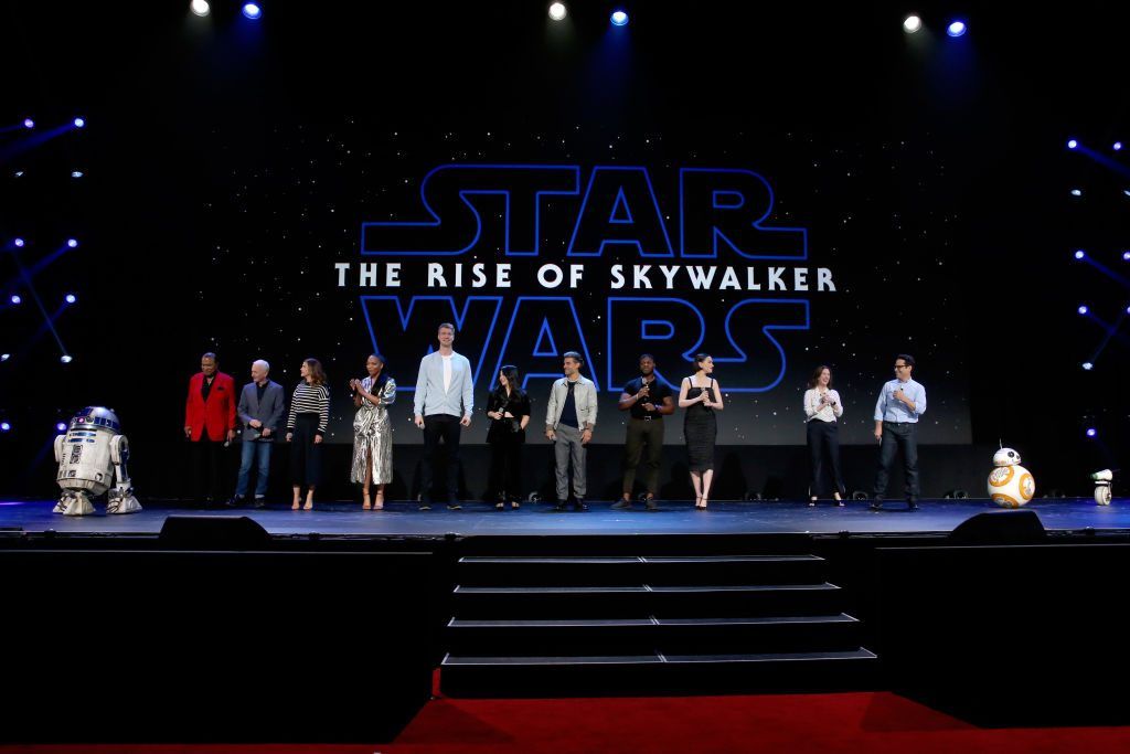„Tähesõjad: Skywalkeri tõus” - fännid vastavad Skywalkeri saaga finaali viimasele treilerile